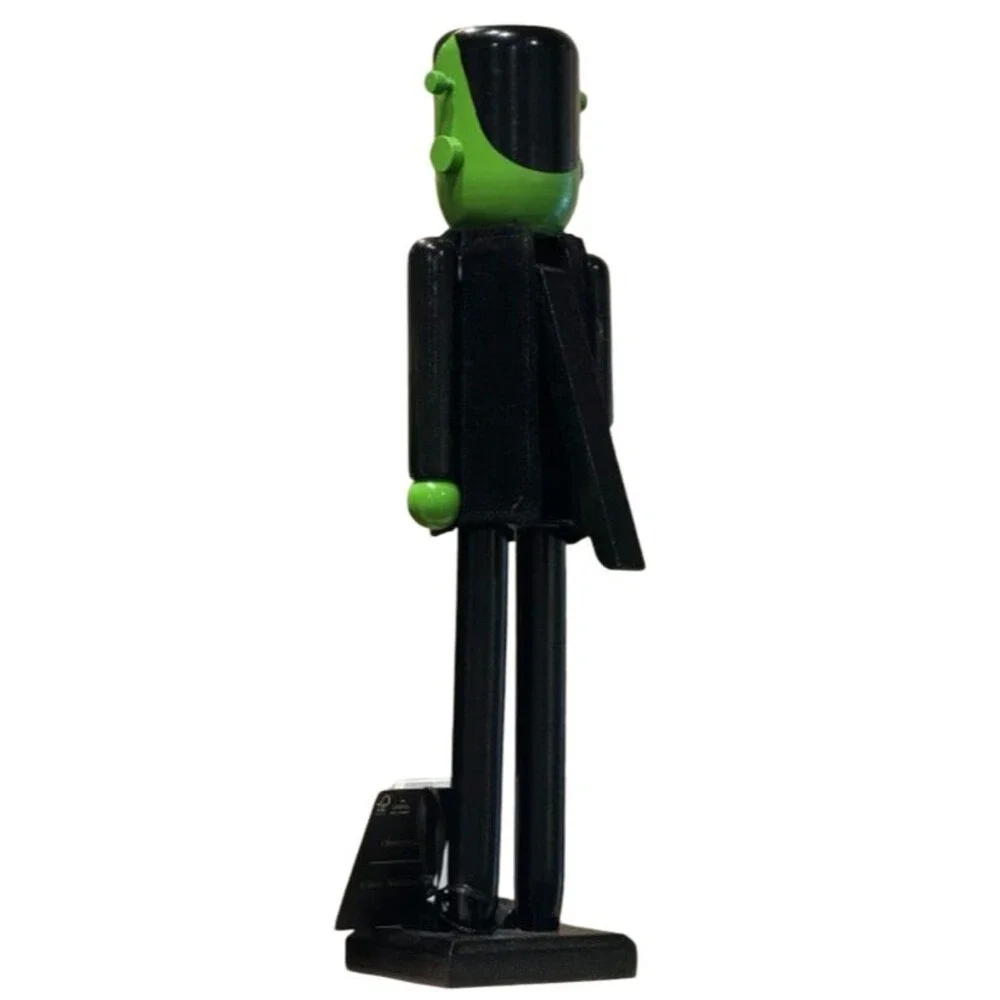 Wooden Halloween Nutcracker,15